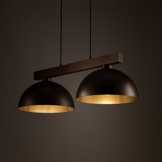 Lampadario bilanciere di legno con cupole in metallo marrone per cucina