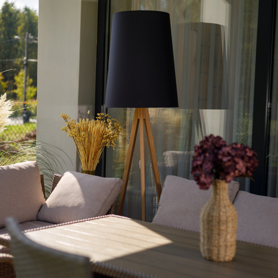 Piantana lampada scandinava tre piedi di legno paralume allungato nero