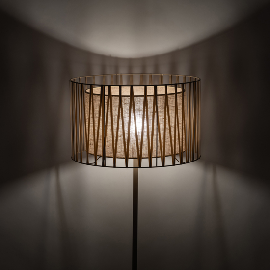 Piantana moderna paralume in tessuto intrecciato sabbia design