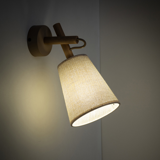 Applique di legno paralume di lino per comodino camera da letto