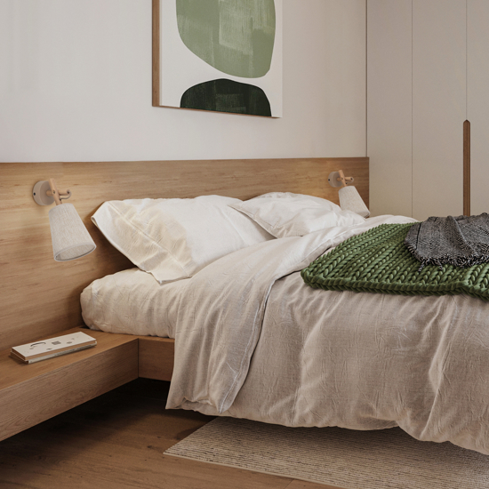Applique di legno paralume di lino per comodino camera da letto