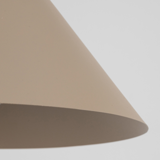 Lampadario a sospensione cono 33 cm di metallo sabbia per cucina moderna