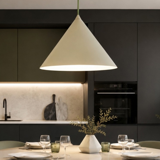 Lampadario cono verde 33 cm di metallo per cucina