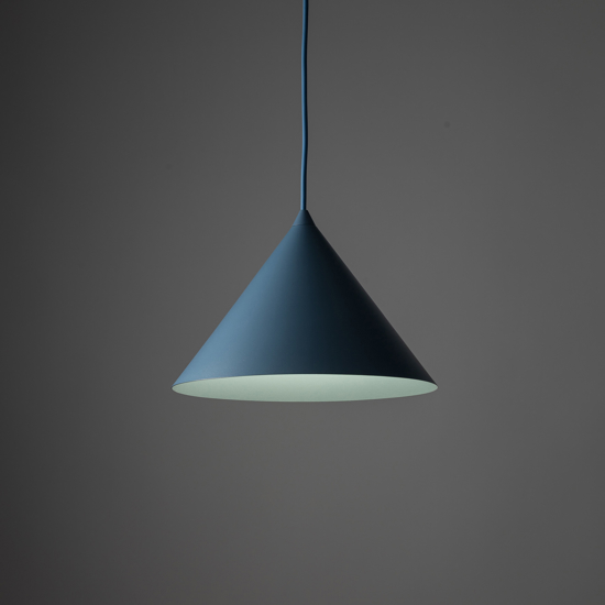 Lampada a sospensione 26 cm cono metallo blu per cucina moderna