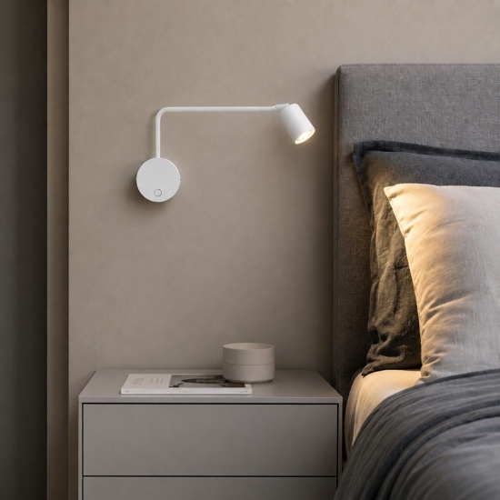 Applique bianco con braccio orientabile e interruttore per comodino camera da letto