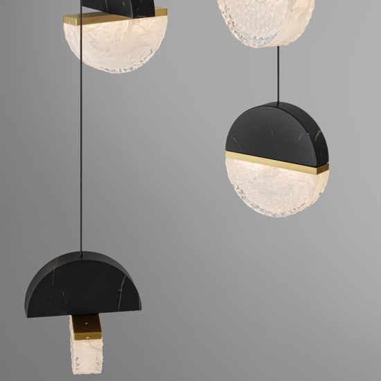 Lampadario moderno 8 pendenti in marmo nero e vetro elegante per tavolo sala da pranzo