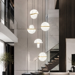Lampadario con pendenti in marmo bianco e vetro design moderno per soggiorno