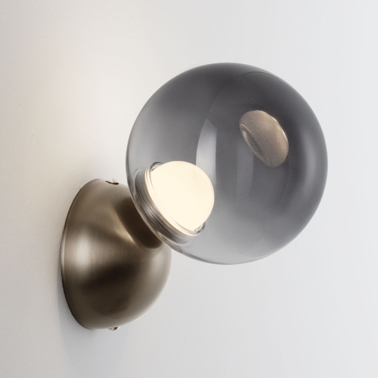 Applique da parete sfera di vetro fume desgin moderna led 6w 3000k