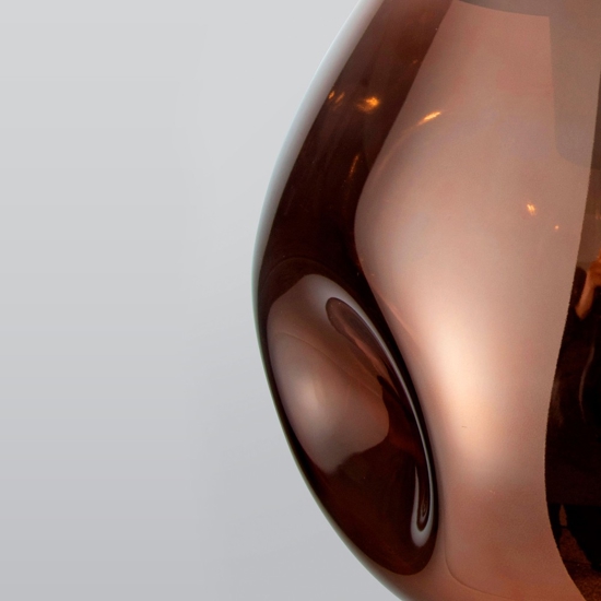 Lampada a sospensione sfera di vetro rame specchiato martellato 25 cm moderna