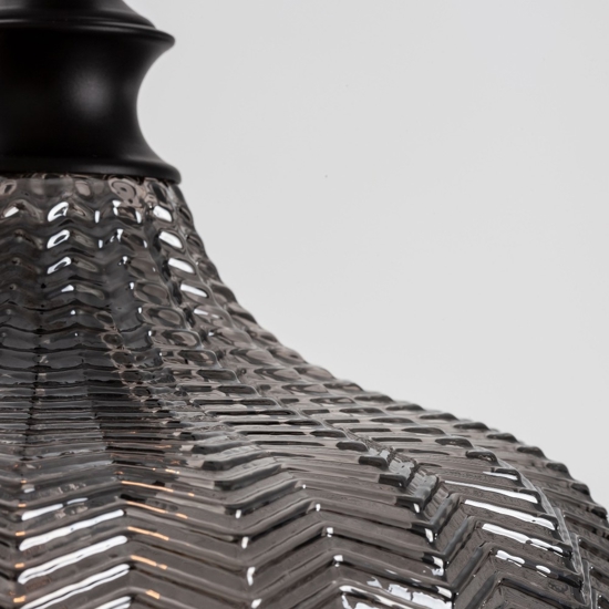 Lampada a sospensione in vetro rigato fume design contemporaneo