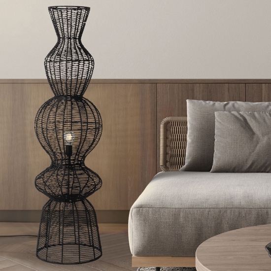 Piantana di rattan nero intrecciato per soggiorno