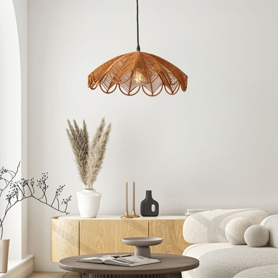 Lampadario di rattan miele intrecciato per cucina