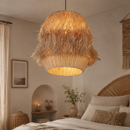 Lampadario di rattan e rafia per camera da letto