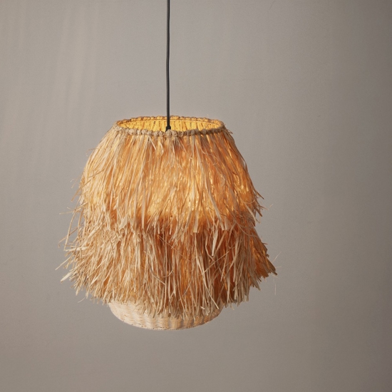 Lampadario di rattan e rafia per camera da letto