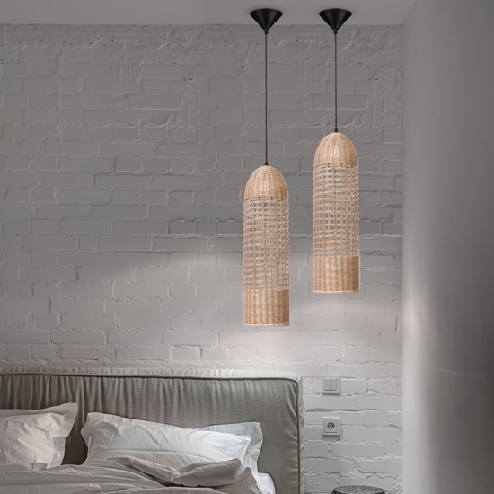 Lampada a sospensione in rattan naturale intrecciato per comodino camera da letto