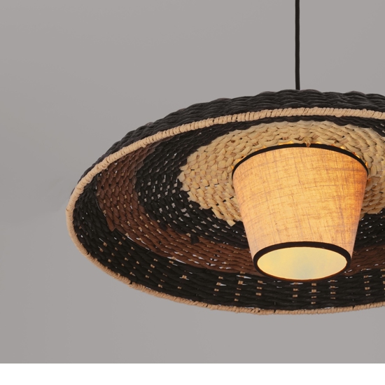 Lampadario disco di rattan naturale nero marrone e tessuto per sala da pranzo