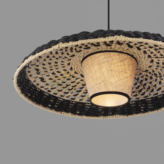 Lampadario disco di rattan naturale e tessuto nero marrone per cucina