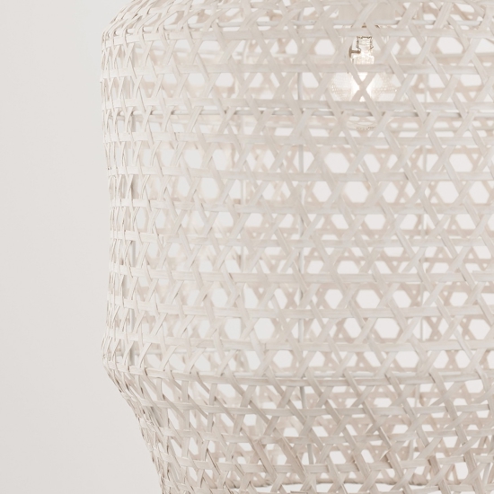 Lampadario di rattan avorio per camera da letto