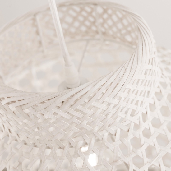 Lampadario di rattan avorio per camera da letto