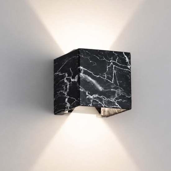 Applique led 13w 3000k cubo effetto marmo nero striature bianche fp