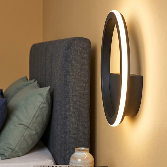 Applique nero led 8w 3000k per comodino camera da letto moderna