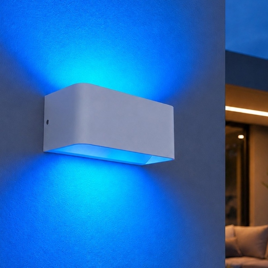 Applique bianco da esterno led rgb da 2700k a 6500k controllo da remoto app ip55 eglo sania-z
