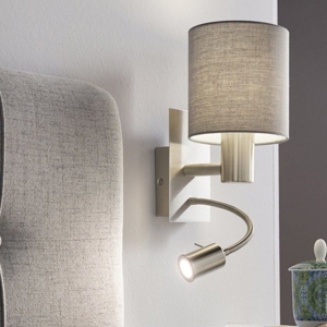 Applique grigio per comodino camera da letto moderna con luce da lettura orientabile eglo pasteri