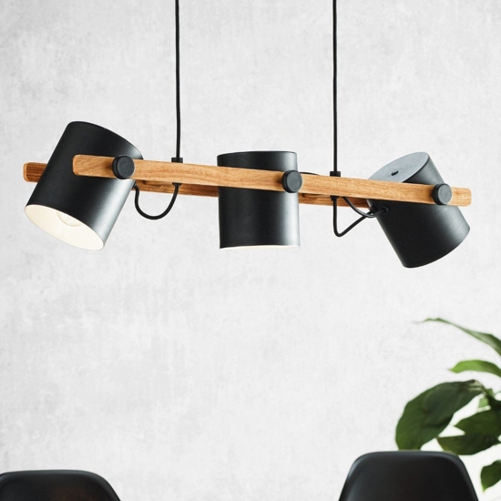 Lampadario in legno con 3 faretti neri a sospensione per cucina eglo hornwood