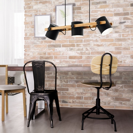Lampadario in legno con 3 faretti neri a sospensione per cucina eglo hornwood