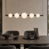 Lampadario nero sfere di vetro effetto alabastro moderno per sala da pranzo led 50w 3000k 4000k
