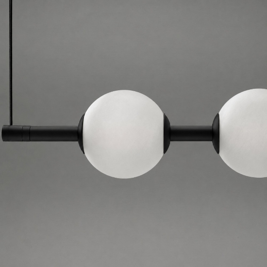 Lampadario nero sfere di vetro effetto alabastro moderno per sala da pranzo