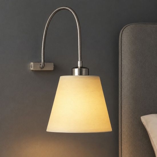 Applique comodino per camera da letto pergamena beige braccio flessibile cromato