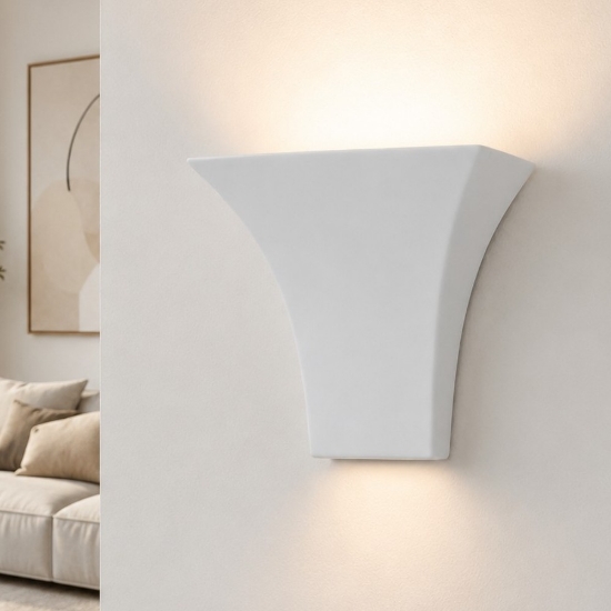 Applique bianca di gesso ceramico stile contemporaneo