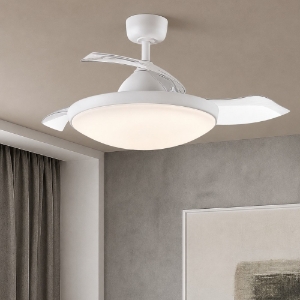 Ventilatore a lampadario bianco con pale motorizzate retrattili