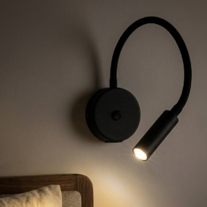 Applique nero orientabile con interruttore presa usb per comodini camera da letto
