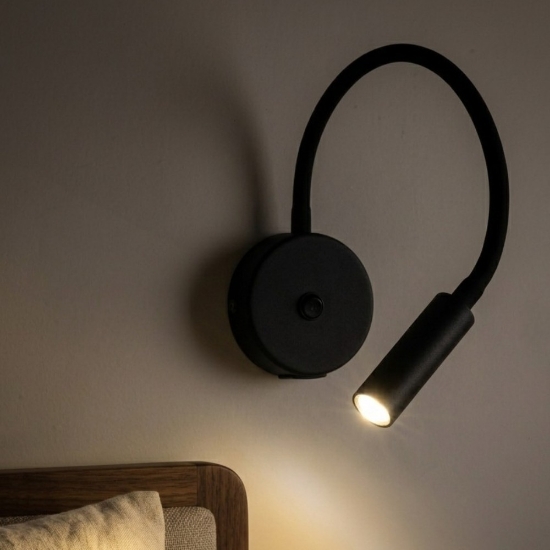 Applique nero orientabile con interruttore presa usb per comodini camera da letto