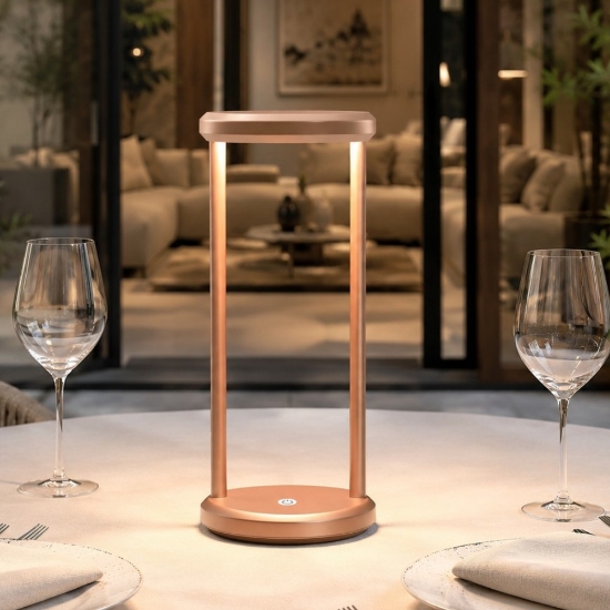 Lampada da tavolo ricaricabile oro rosato ip54 per esterno design moderno