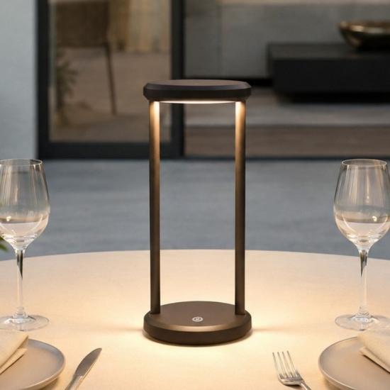 Lampada ruggine ricaricabile da tavolino led cct 3000k 4500k 6000k per esterno ip54