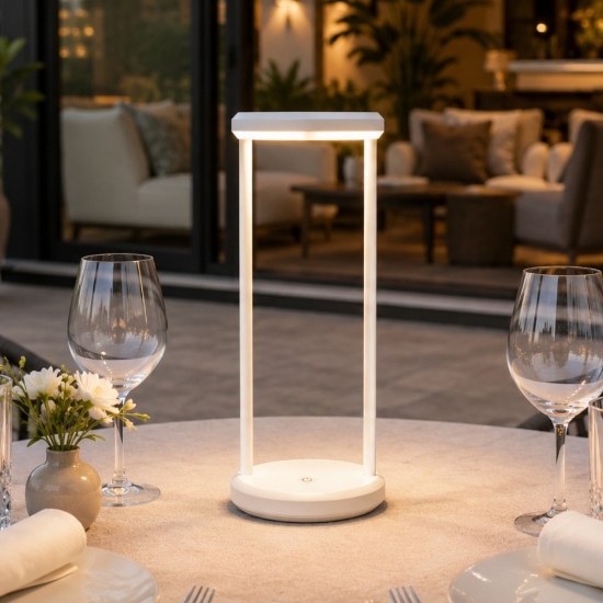 Lampada ricaricabile da tavolino bianca design moderna led cct 3000k 4500k 6000k ip54 per esterno