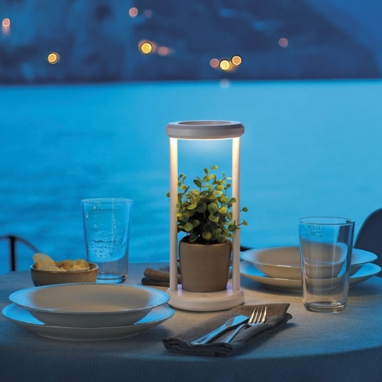 Lampada ricaricabile da tavolino bianca design moderna led cct 3000k 4500k 6000k ip54 per esterno