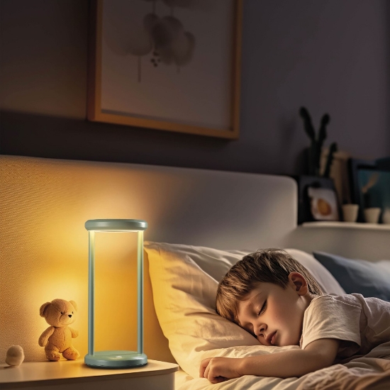 Lampada ricaricabile verde salvia da tavolino led cct 3000k 4500k 6000k ip54 per esterno moderna