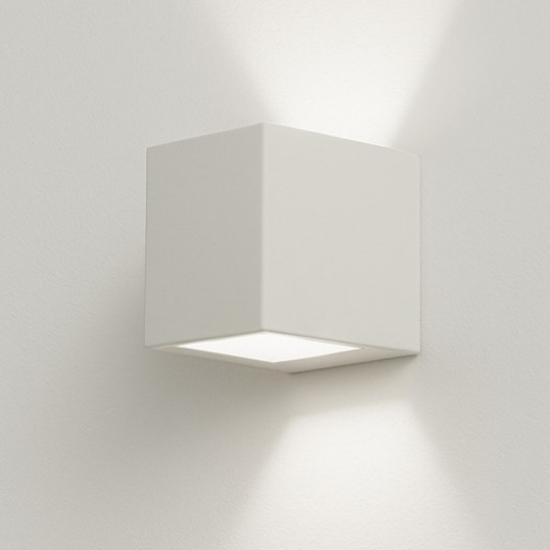 Applique di gesso bianco sagomato moderno biemissione