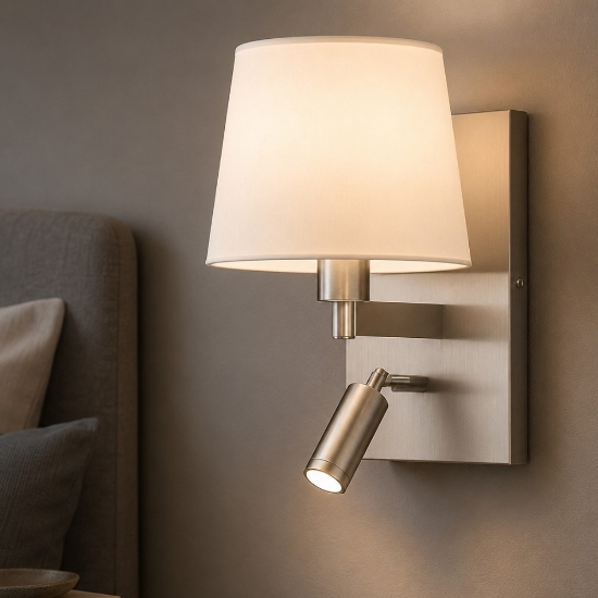 Applique elegante per comodino camera da letto paralume bianco luce led