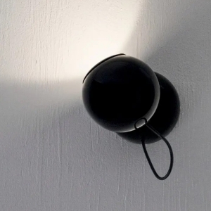 Applique da parete nera orientabile led stilnovo gravitino