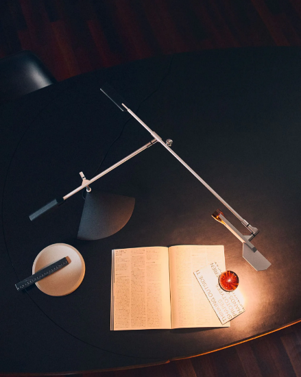 Lampada da scrivania stilnovo halley led 3000k orientabile
