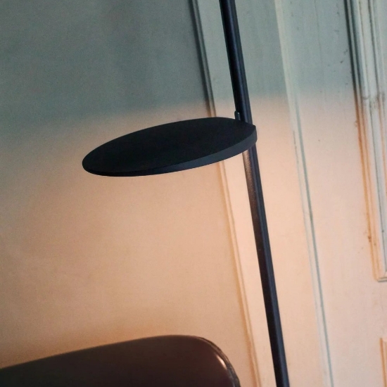 Lampada da terra piantana nera orientanile stilnovo kimia led dimmerabile