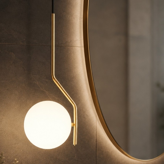 Lampadario da bagno oro sfera vetro bianco