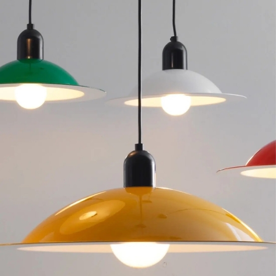 Lampadario da cucina disco metallo rosso lucido stilnovo lampiatta