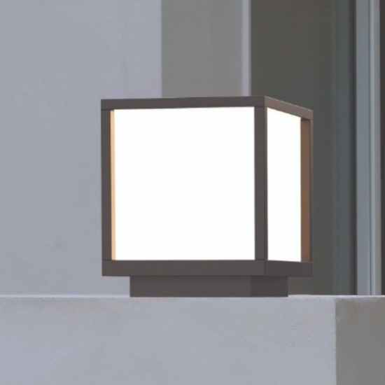 Lampada da appoggio per esterno cubo antracite