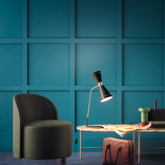 Lampada da tavolo contemporanea nera e oro stilnovo megafono